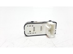 Recambio de mando elevalunas trasero derecho para mazda 3 lim. () 2.2 turbodiesel cat referencia OEM IAM KD3566370   2