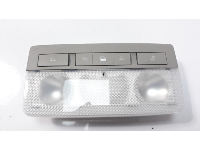 Recambio de luz interior para opel zafira tourer 1.4 16v turbo cat (a 14 net / luj) referencia OEM IAM 13484147  