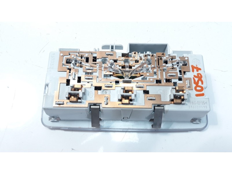 Recambio de luz interior para opel zafira tourer 1.4 16v turbo cat (a 14 net / luj) referencia OEM IAM 13484147  