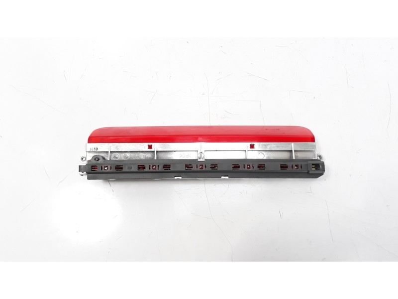 Recambio de luz central de freno para fiat nuova 500 (150) s referencia OEM IAM 03308060  