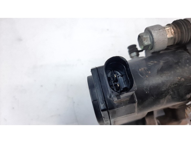 Recambio de pinza de freno trasera izquierda para hyundai tucson 1.6 cat referencia OEM IAM 58210D7710  
