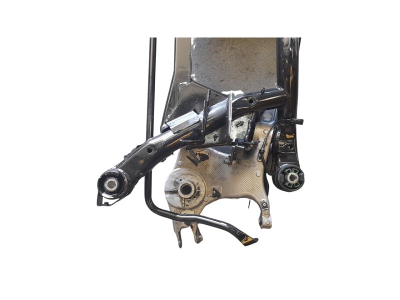 Recambio de puente trasero para land rover discovery sport 2.0 td4 cat referencia OEM IAM LR134907  