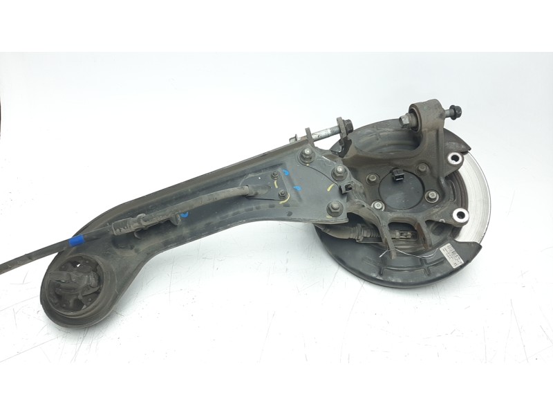 Recambio de mangueta trasera izquierda para hyundai tucson 1.6 cat referencia OEM IAM 52710D7000  