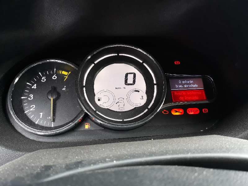 renault megane iii berlina 5 p del año 2013