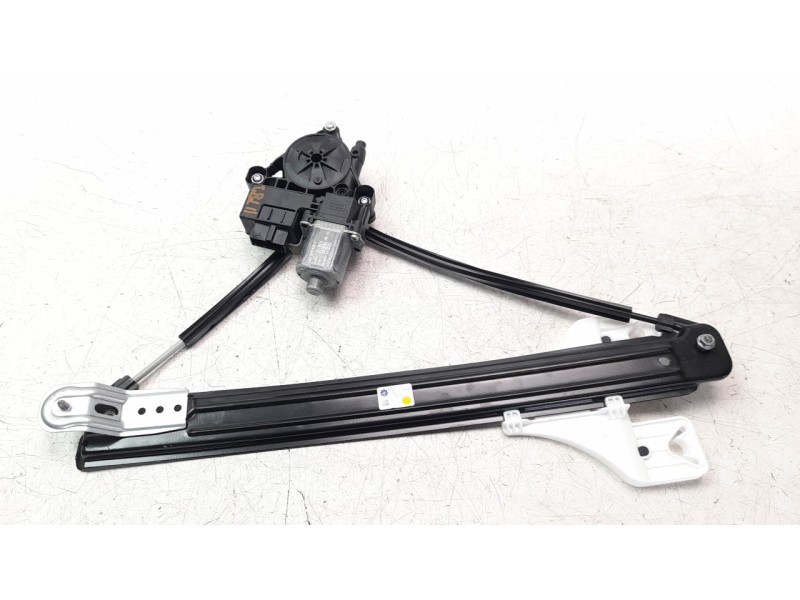 Recambio de elevalunas trasero derecho para seat ateca (khp) fr referencia OEM IAM 575839462A  