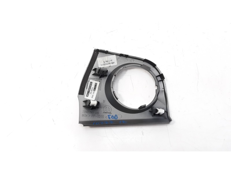 Recambio de moldura para fiat nuova 500 (150) s referencia OEM IAM 735627501  