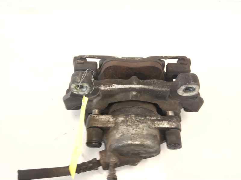 Recambio de pinza de freno delantera derecha para land rover freelander (lr2) 2.2 td4 cat referencia OEM IAM LR015386  