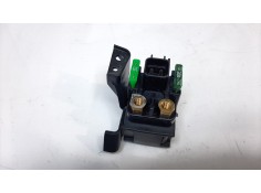 CAJA RELES / FUSIBLES 39740081B 