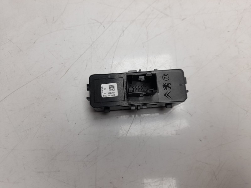 Recambio de modulo electronico para citroen c3 elle referencia OEM IAM 98181932ZD  