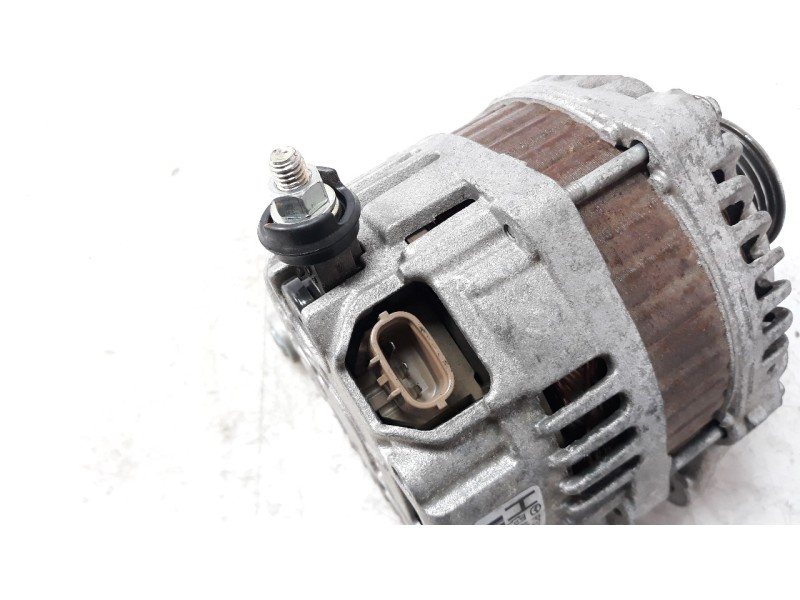 Recambio de alternador para mazda cx-3 2.0 cat referencia OEM IAM P31H18300B ALF520453 