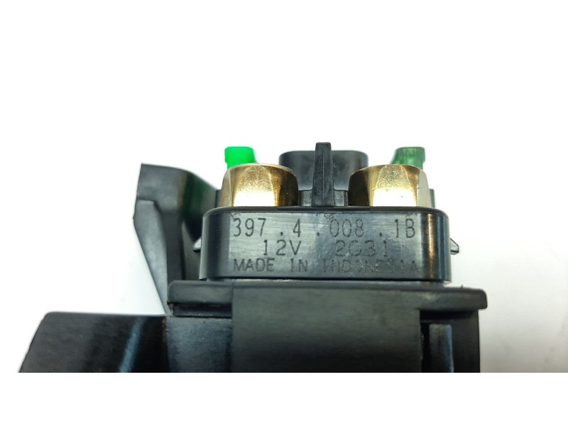 Recambio de caja reles / fusibles para ducati multistrada v2 referencia OEM IAM 39740081B  
