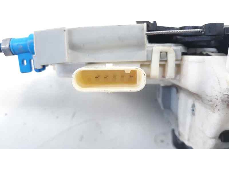 Recambio de cerradura puerta delantera derecha para audi a3 sedán(8vs) attraction referencia OEM IAM 8X1837016A  