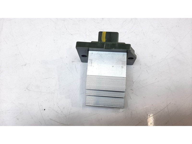 Recambio de resistencia calefaccion para hyundai tucson 1.6 cat referencia OEM IAM 972353XAA0  