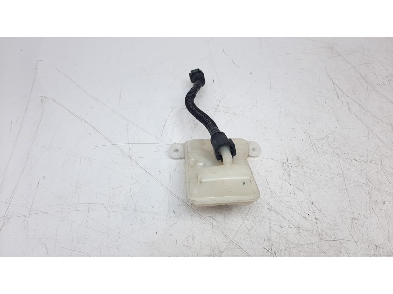 Recambio de deposito servo para peugeot 308 sw 1.5 blue-hdi fap referencia OEM IAM 9807651580  