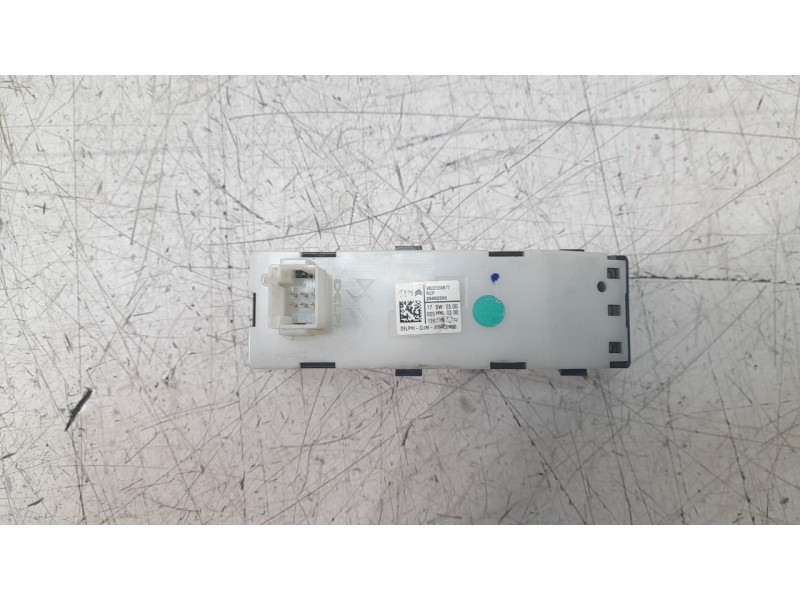 Recambio de mando multifuncion para peugeot 5008 1.6 blue-hdi fap referencia OEM IAM 9822330877  