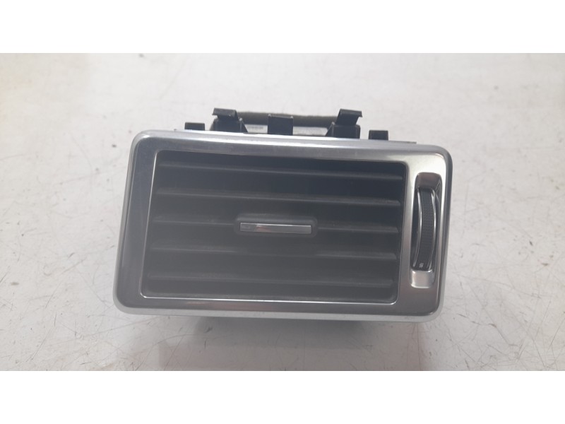 Recambio de aireador derecho para land rover discovery sport (l550) 2.0 d 4x4 referencia OEM IAM FK72018B09AD  