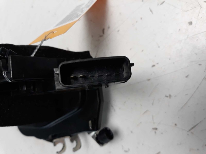 Recambio de cerradura puerta delantera derecha para nissan juke (f15) acenta referencia OEM IAM 80500BA60B  