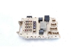 Recambio de caja reles / fusibles para toyota yaris (ncp1/nlp1/scp1) 1.3 expo referencia OEM IAM 8273252020  