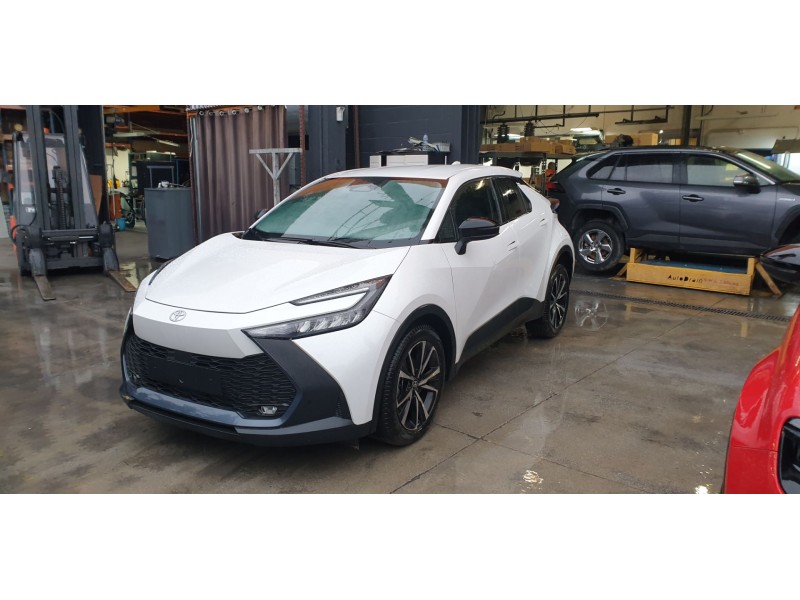 toyota c-hr del año 2024