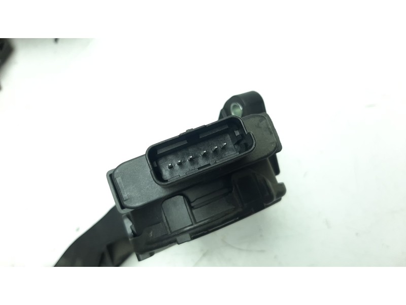 Recambio de potenciometro pedal para citroen c3 picasso exclusive referencia OEM IAM 9681383980 6PV009949 