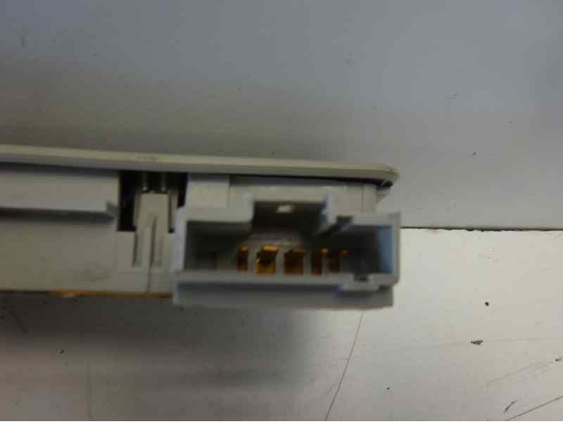 Recambio de luz interior para renault laguna ii (bg0) authentique referencia OEM IAM 8200013576  