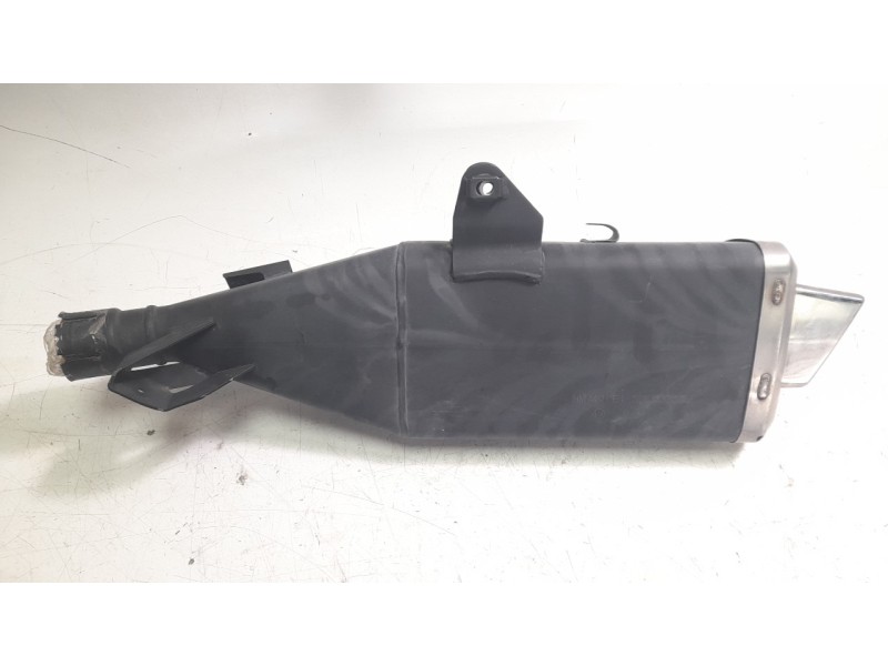 Recambio de silenciador trasero para honda x-adv referencia OEM IAM 18310MKHD02  