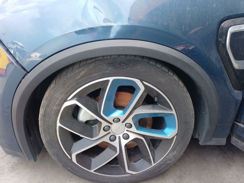 Recambio de aletin delantero izquierdo para lynk & co 01 phev referencia OEM IAM   