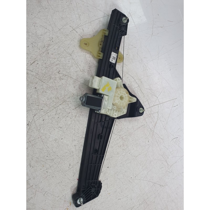 Recambio de elevalunas delantero derecho para renault clio v (b7_) 1.5 blue dci 85 (b7ag) referencia OEM IAM 807201776R  