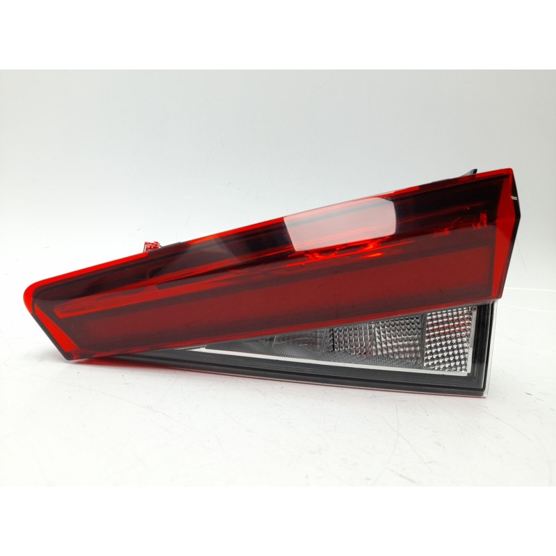 Recambio de piloto trasero derecho interior para skoda fabia iv (pj3) 1.0 mpi referencia OEM IAM 6VE945308A  