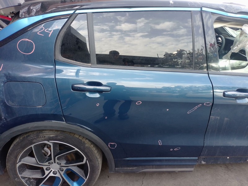 Recambio de puerta trasera derecha para lynk & co 01 phev referencia OEM IAM   