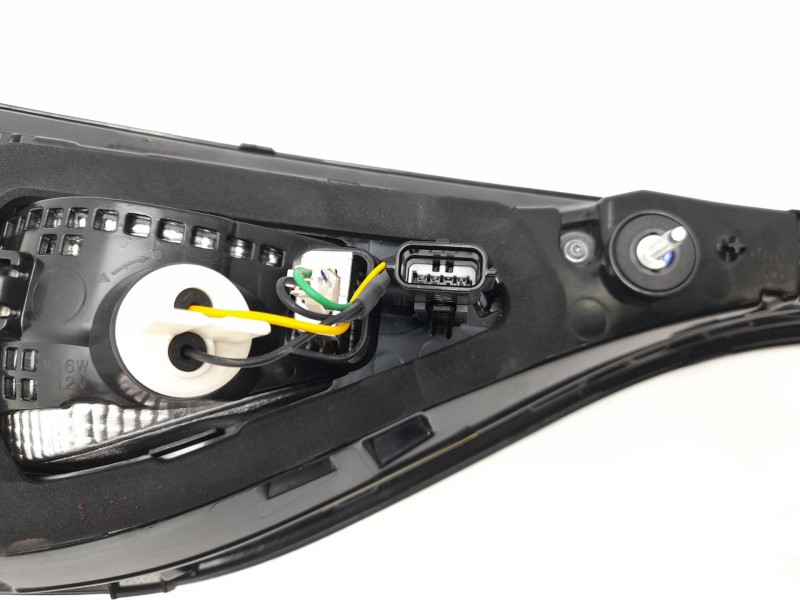 Recambio de piloto trasero derecho interior para renault arkana i (lcm_, ldn_) 1.3 tce 140 (ldn0) referencia OEM IAM 265502284R 