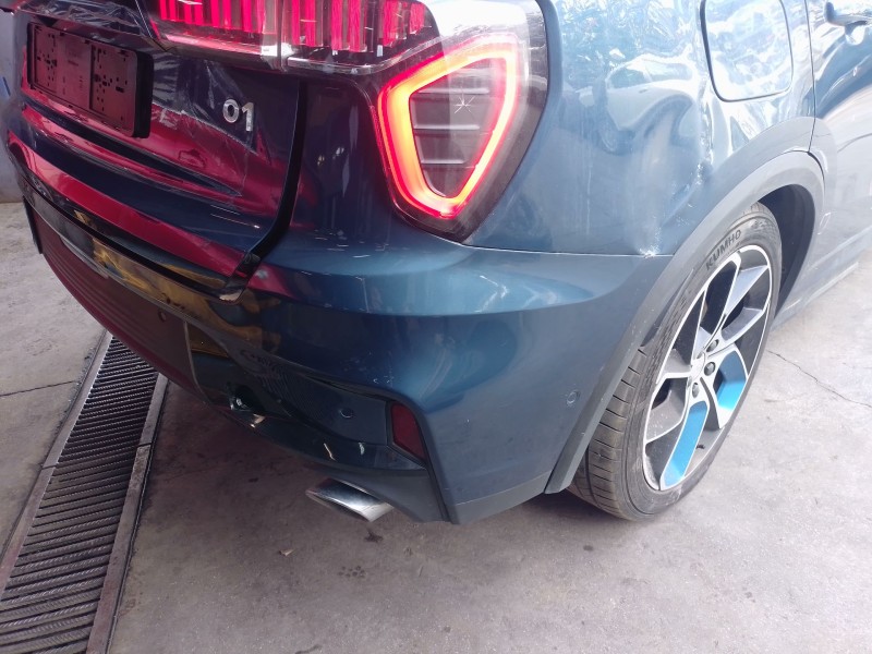 Recambio de paragolpes trasero para lynk & co 01 phev referencia OEM IAM   