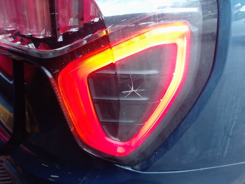 Recambio de piloto trasero derecho para lynk & co 01 phev referencia OEM IAM   