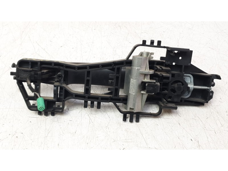 Recambio de maneta exterior trasera derecha para ford c-max (ceu) business edition referencia OEM IAM 2046987  