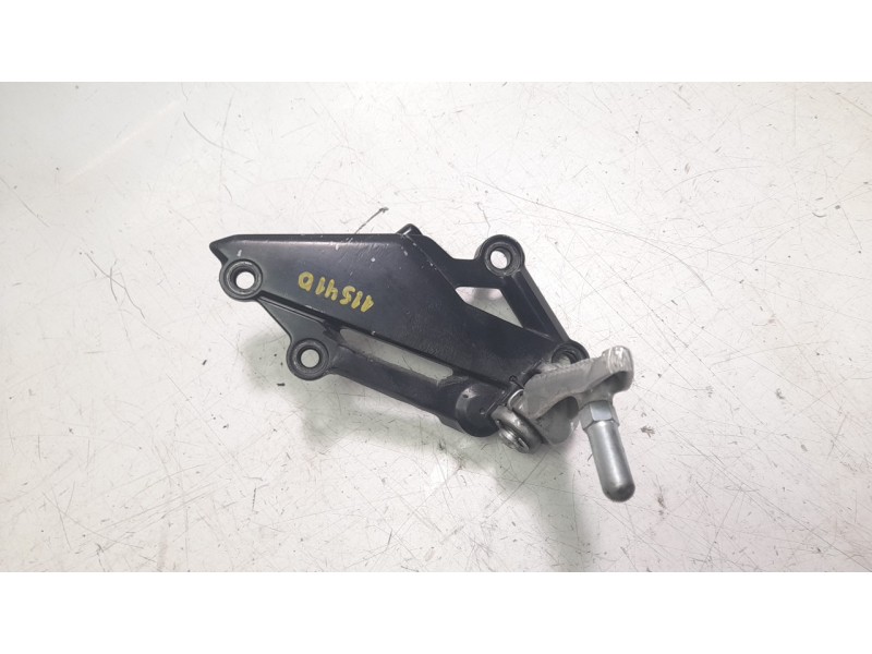 Recambio de estribo lateral para kawasaki z 300 referencia OEM IAM 350631000  