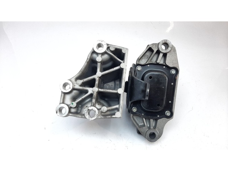 Recambio de soporte motor izquierdo para hyundai tucson 1.6 cat referencia OEM IAM 21830D7000  