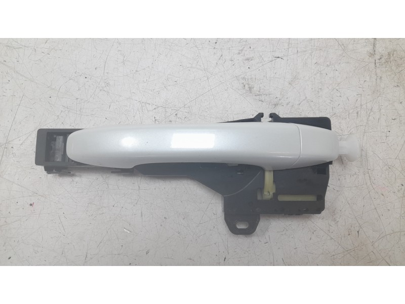 Recambio de maneta exterior trasera izquierda para renault austral techno referencia OEM IAM 806424103R  