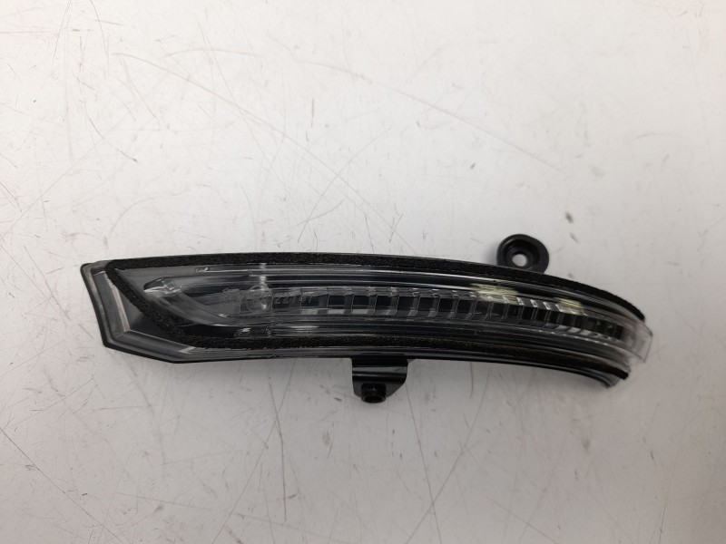 Recambio de piloto retrovisor izquierdo para renault arkana i (lcm_, ldn_) 1.3 tce 140 (ldn0) referencia OEM IAM 963044417R  