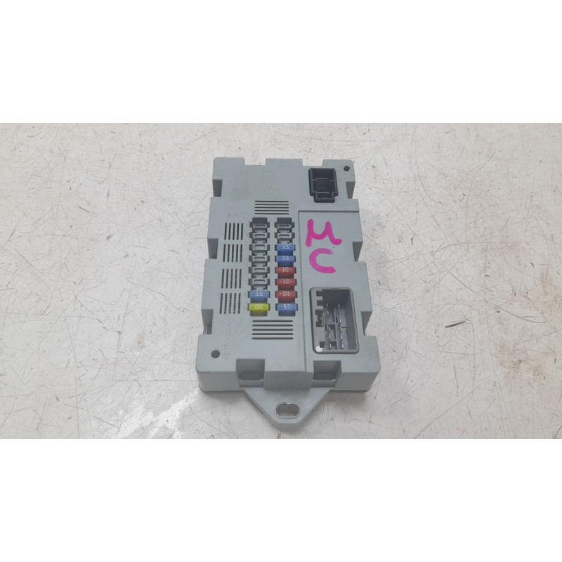 Recambio de caja reles / fusibles para land rover discovery sport (l550) 2.0 d 4x4 referencia OEM IAM CPLA14Q073  