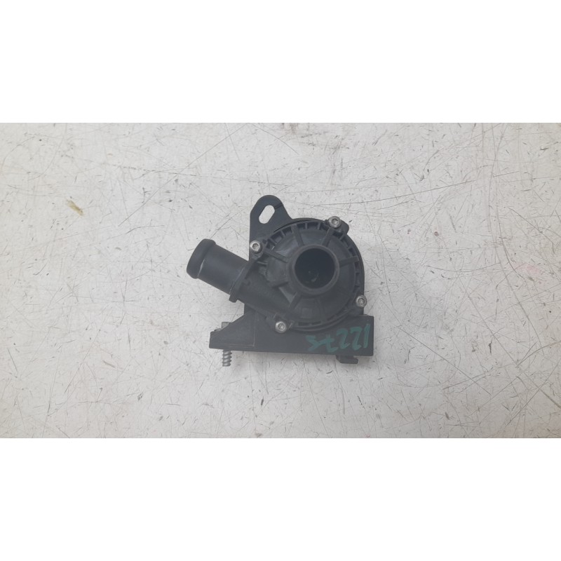 Recambio de bomba agua para land rover discovery sport (l550) 2.0 d 4x4 referencia OEM IAM DX23180474AC 039202342B 