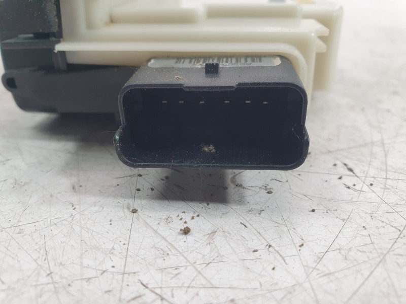 Recambio de cerradura puerta trasera derecha para opel combo furgoneta/monovolumen (k9) 1.5 d referencia OEM IAM 9822172080  