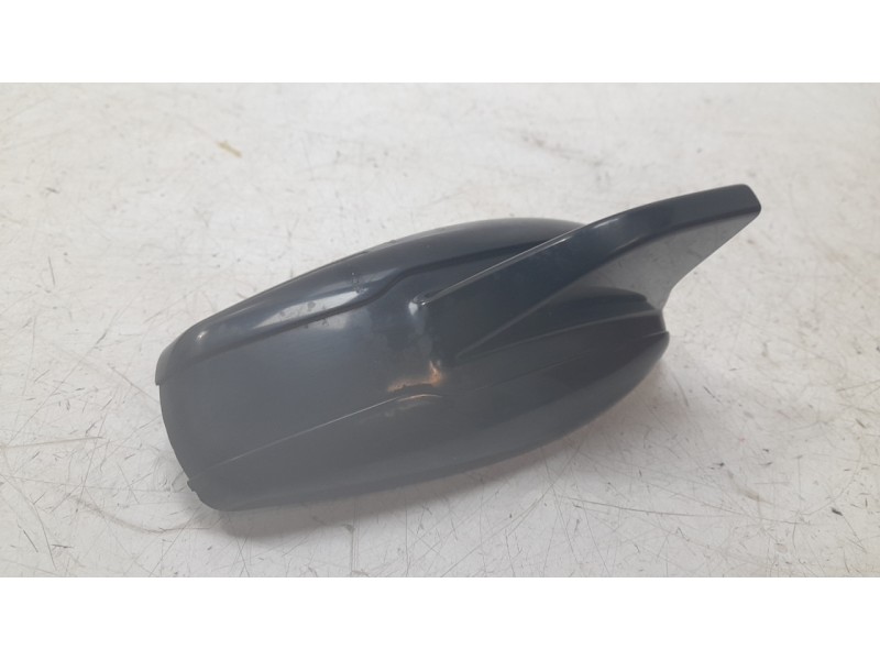 Recambio de antena para land rover discovery sport (l550) 2.0 d 4x4 referencia OEM IAM EJ3219C089CB  