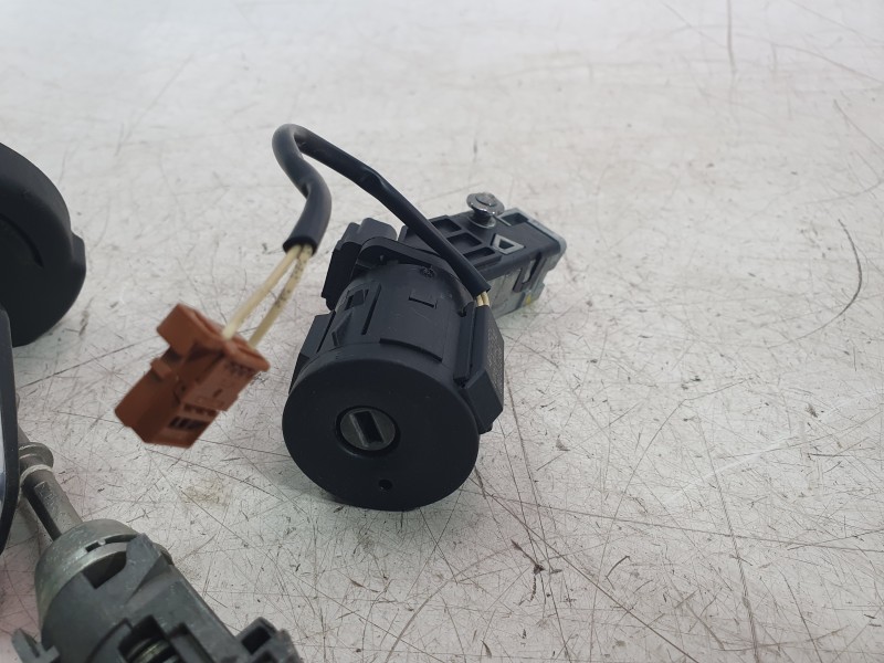 Recambio de conmutador de arranque para opel combo furgoneta/monovolumen (k9) 1.5 d referencia OEM IAM 9663123280  