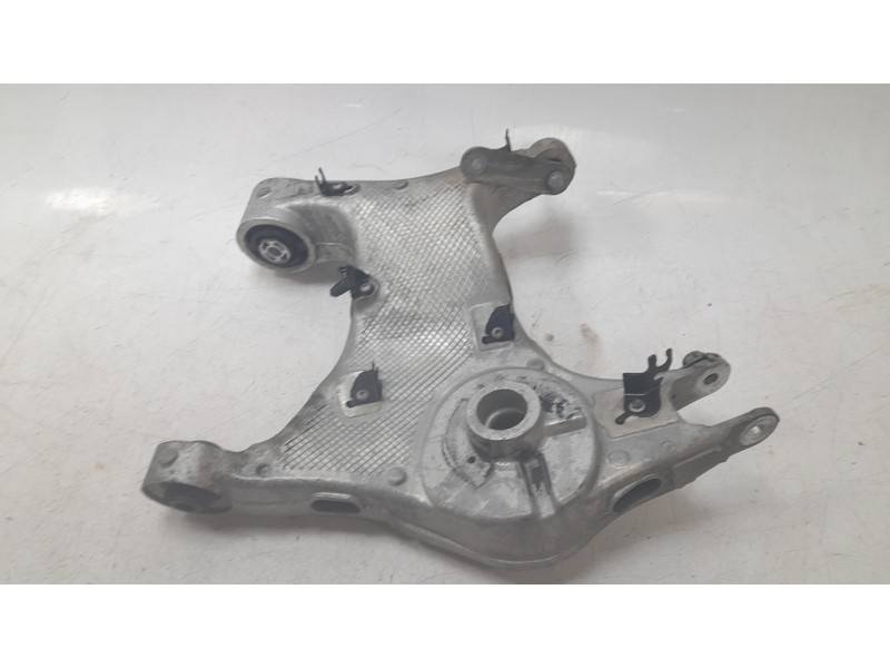 Recambio de brazo suspension inferior trasero derecho para land rover discovery sport (l550) 2.0 d 4x4 referencia OEM IAM LR0989