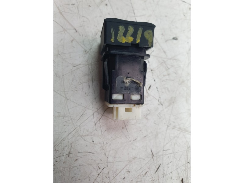 Recambio de warning para opel crossland x / crossland (p17, p2qo) 1.2 (75) referencia OEM IAM 9817043077  