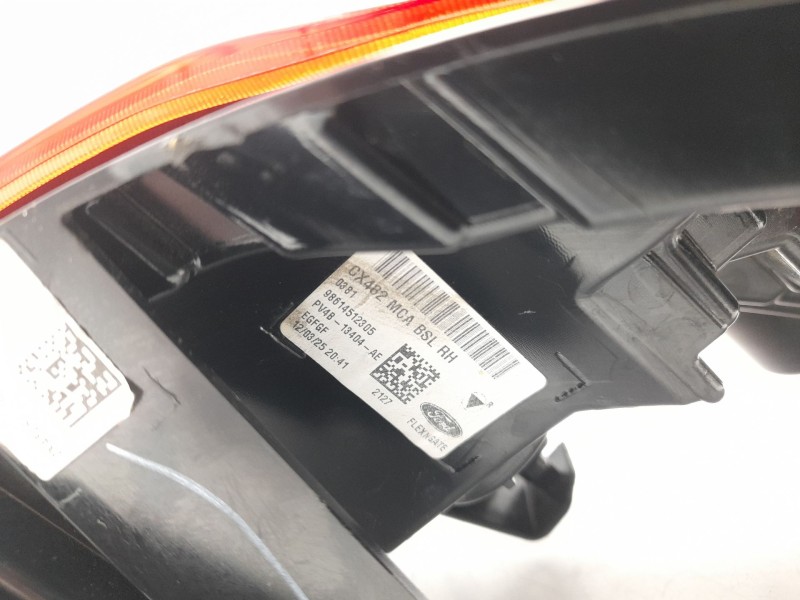 Recambio de piloto trasero derecho para ford kuga iii referencia OEM IAM PV4B13404AE  