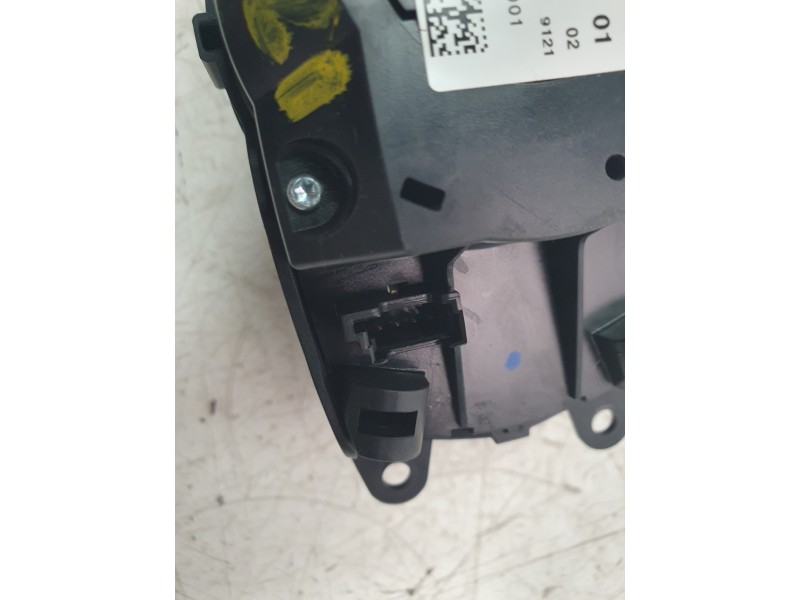 Recambio de mando multifuncion para bmw z4 roadster (e89) sdrive 23 i referencia OEM IAM 921331301  
