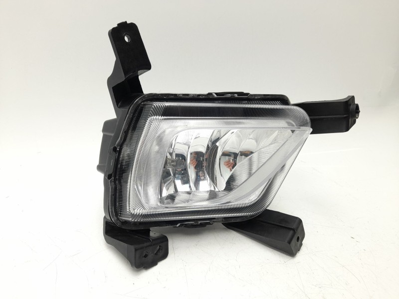 Recambio de faro antiniebla derecho para mg zs suv (azs1) 1.5 vti referencia OEM IAM 10548004  