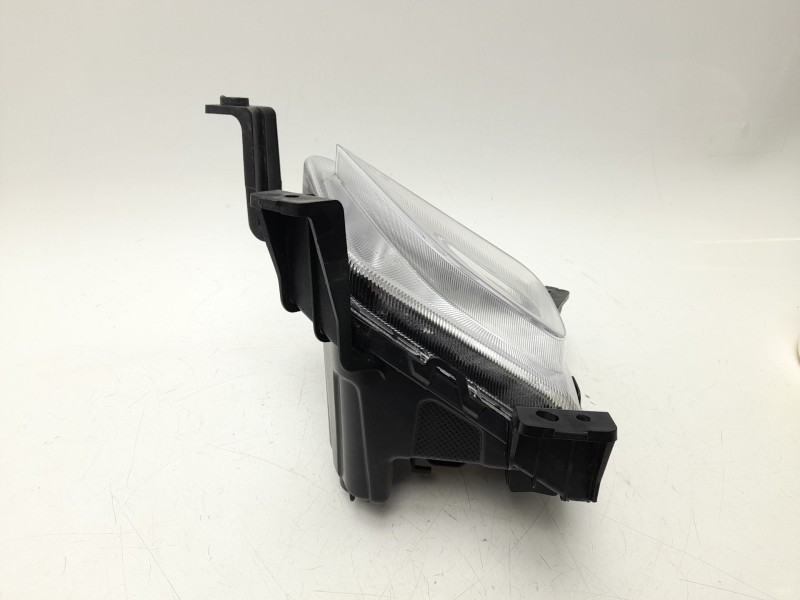 Recambio de faro antiniebla izquierdo para mg zs suv (azs1) 1.5 vti referencia OEM IAM 10548003  