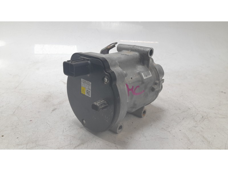 Recambio de compresor aire acondicionado para toyota c-hr hybrid active referencia OEM IAM 0424002750  